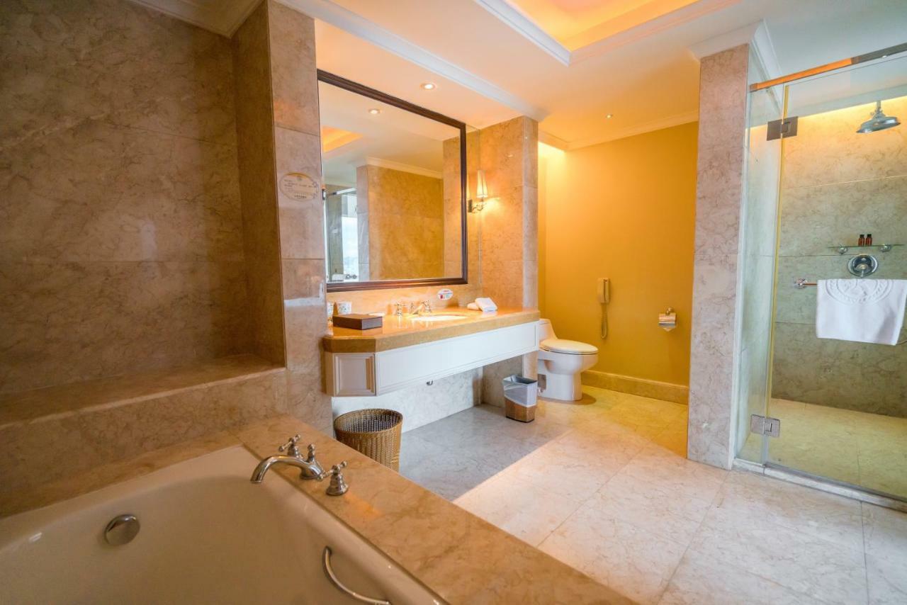 King Century Hotel Чжуншань Экстерьер фото